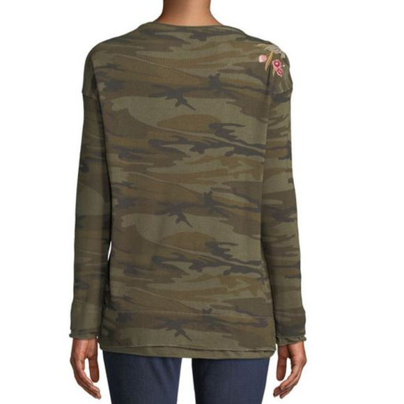 Johnny Was JWLA Quito Camo Thermal Knit Top NEW - Picture 3 of 3